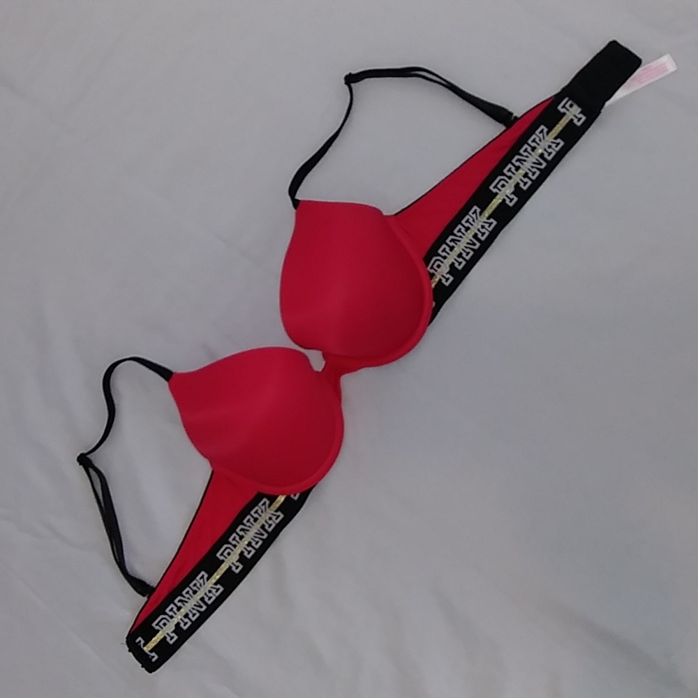 PINK VS Wear Everywhere Push-up Bra